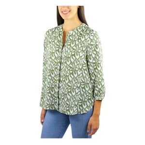 NWT Womens 3/4 Sleeve Top Green Size M